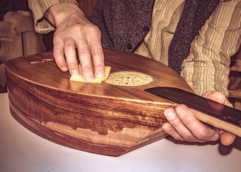 Instruments de Musique Hand Made Musical Instruments